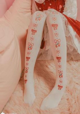 富婆找两个黑人3p在线视频