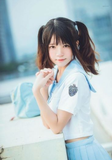 女大学生的沙龙室完整版
